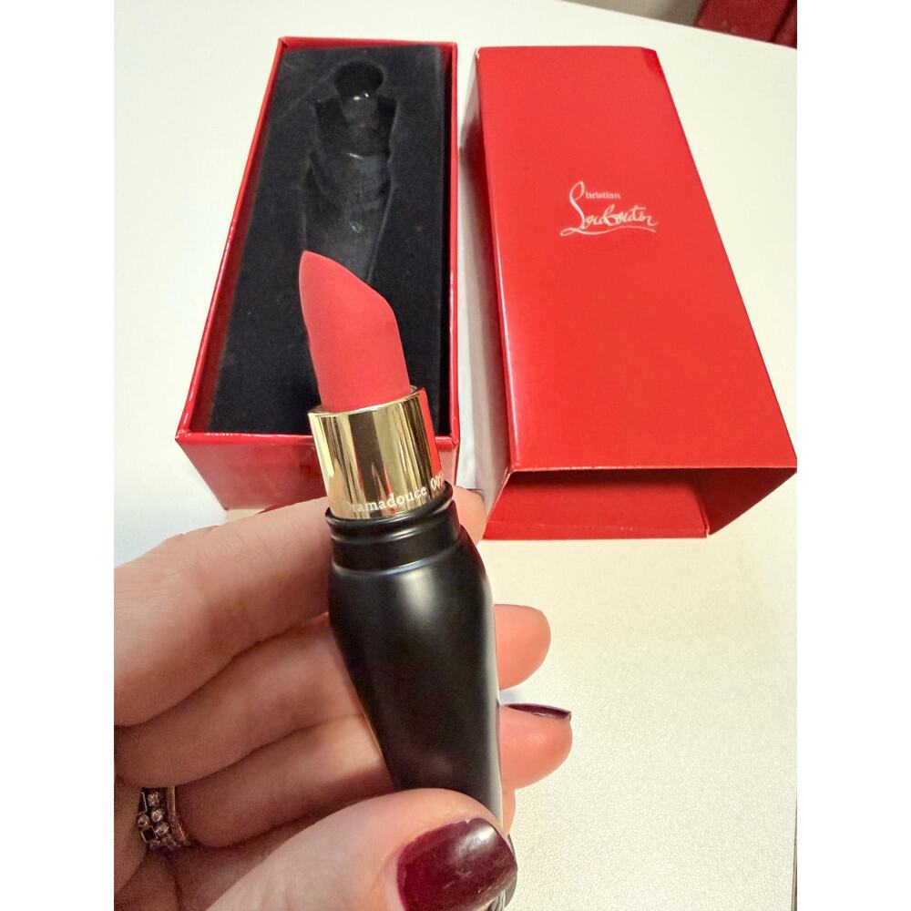 Christian Louboutin Red Dramadouce 005M Velvet Matte Lipstick - Picture 7 of 11